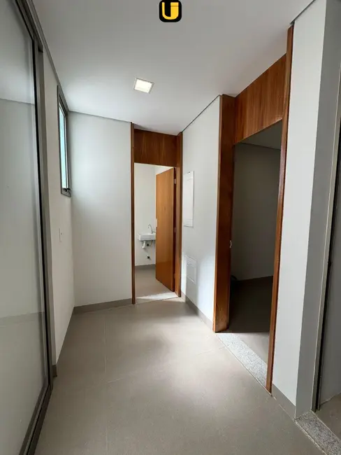 Casa de Condomínio com 5 quartos à venda, 400m2 em Nova Uberlândia, Uberlandia - MG - imagem 4 Foto 4 de Casa de Condomínio com 5 quartos à venda, 400m2 em Nova Uberlândia, Uberlandia - MG