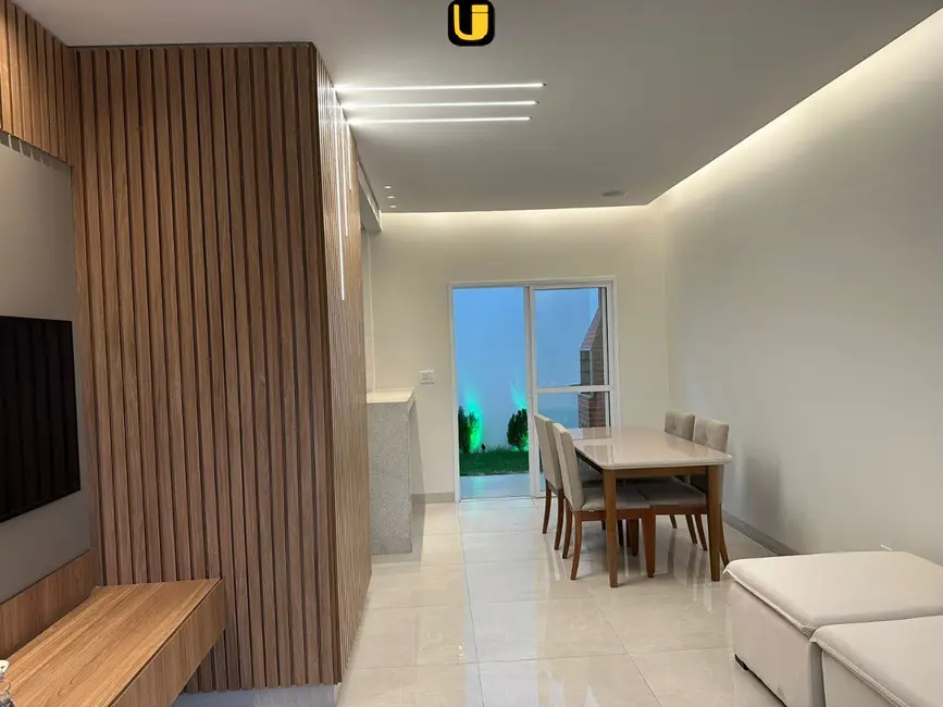 Foto 6 de Casa com 2 quartos à venda, 105m2 em Novo Mundo, Uberlandia - MG