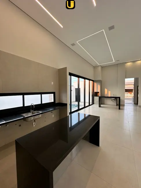Casa de Condomínio com 2 quartos à venda, 360m2 em Jardim Botânico, Uberlandia - MG - imagem 9 Foto 9 de Casa de Condomínio com 2 quartos à venda, 360m2 em Jardim Botânico, Uberlandia - MG