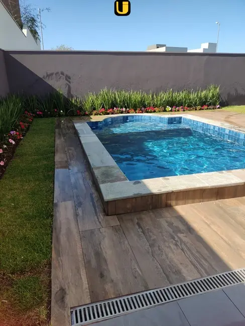 Foto 7 de Casa de Condomínio com 4 quartos à venda, 469m2 em Granja Marileusa, Uberlandia - MG