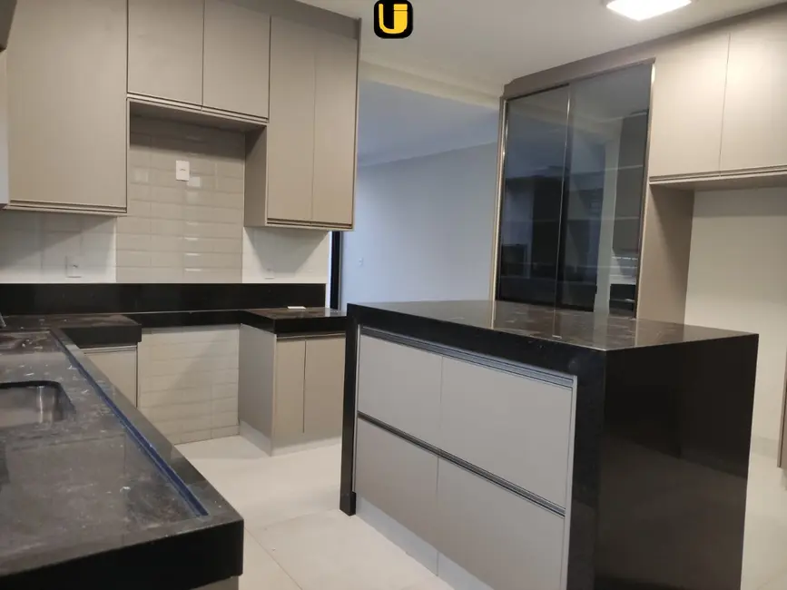 Foto 5 de Casa de Condomínio com 4 quartos à venda, 469m2 em Granja Marileusa, Uberlandia - MG