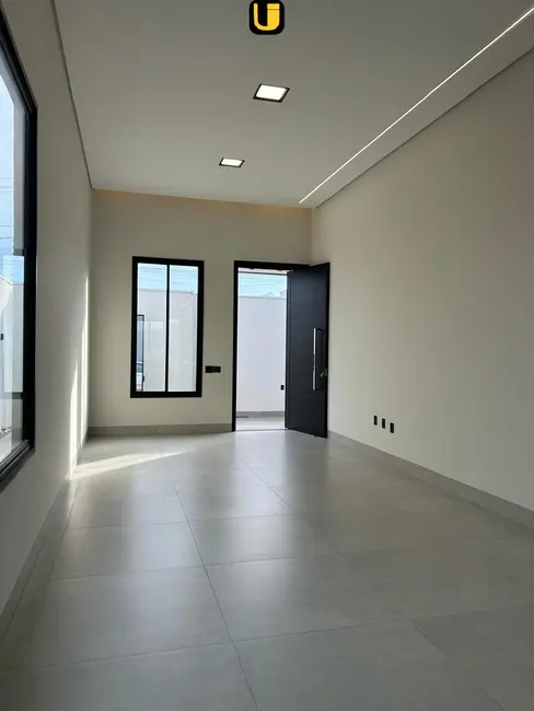 Casa com 3 quartos à venda, 286m2 em Grand Ville, Uberlandia - MG - imagem 3 Foto 3 de Casa com 3 quartos à venda, 286m2 em Grand Ville, Uberlandia - MG