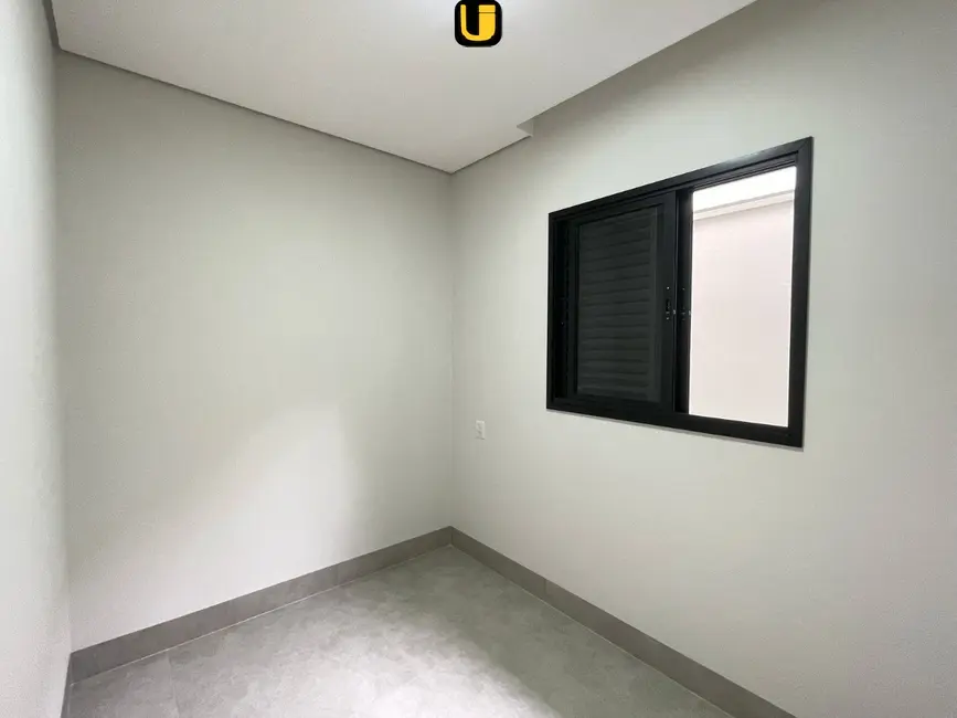 Foto 6 de Casa com 3 quartos à venda, 125m2 em Uberlandia - MG