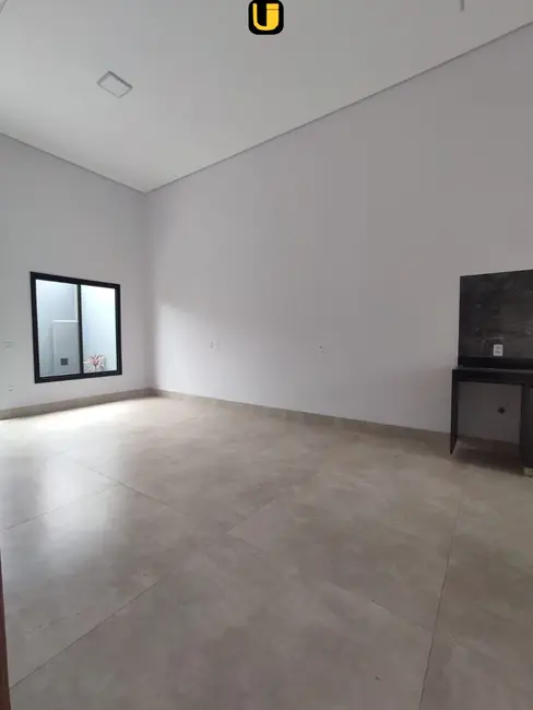Foto 4 de Casa com 3 quartos à venda, 250m2 em Uberlandia - MG