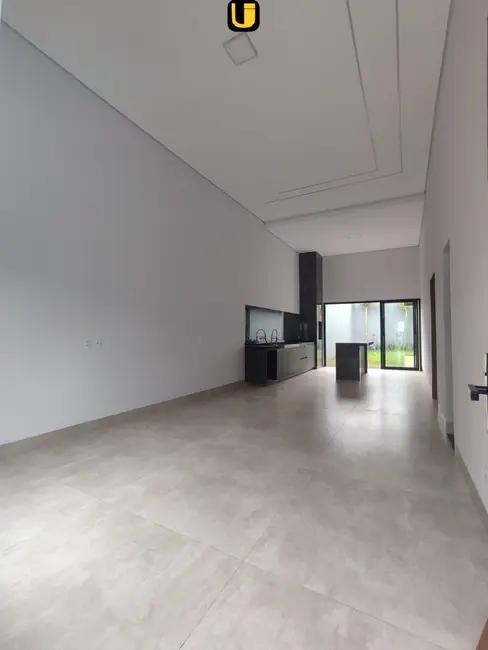Foto 9 de Casa com 3 quartos à venda, 250m2 em Uberlandia - MG