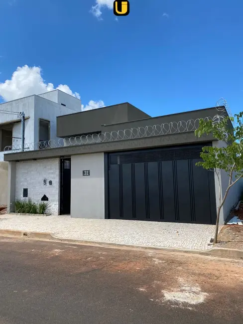Foto 2 de Casa com 3 quartos à venda, 286m2 em Uberlandia - MG