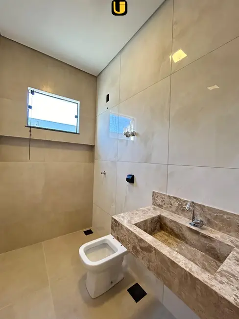 Casa com 2 quartos à venda, 250m2 em Uberlandia - MG - imagem 3 Foto 3 de Casa com 2 quartos à venda, 250m2 em Uberlandia - MG