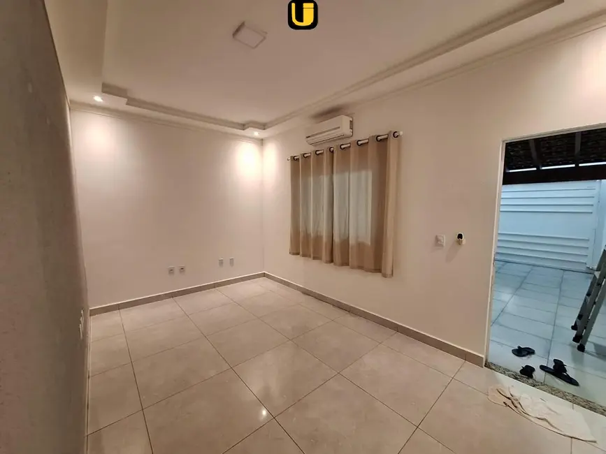 Foto 6 de Casa com 2 quartos à venda, 125m2 em Jardim Europa, Uberlandia - MG