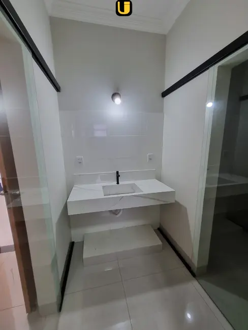 Foto 7 de Casa com 1 quarto à venda, 250m2 em Bosque dos Buritis, Uberlandia - MG