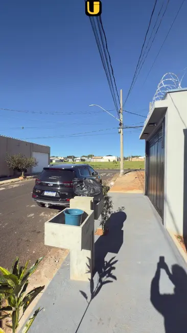 Casa com 2 quartos à venda, 120m2 em Jardim Ipanema, Uberlandia - MG - imagem 9 Foto 9 de Casa com 2 quartos à venda, 120m2 em Jardim Ipanema, Uberlandia - MG