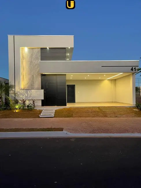 Casa de Condomínio com 3 quartos à venda, 250m2 em Grand Ville, Uberlandia - MG - imagem 1 Foto 1 de Casa de Condomínio com 3 quartos à venda, 250m2 em Grand Ville, Uberlandia - MG