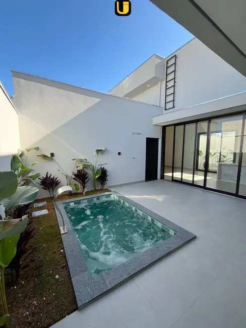 Casa de Condomínio com 3 quartos à venda, 250m2 em Grand Ville, Uberlandia - MG - imagem 4 Foto 4 de Casa de Condomínio com 3 quartos à venda, 250m2 em Grand Ville, Uberlandia - MG