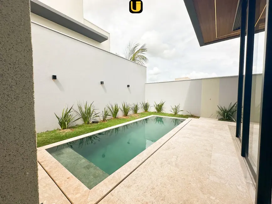 Foto 8 de Casa de Condomínio com 4 quartos à venda, 200m2 em Jardim Sul, Uberlandia - MG