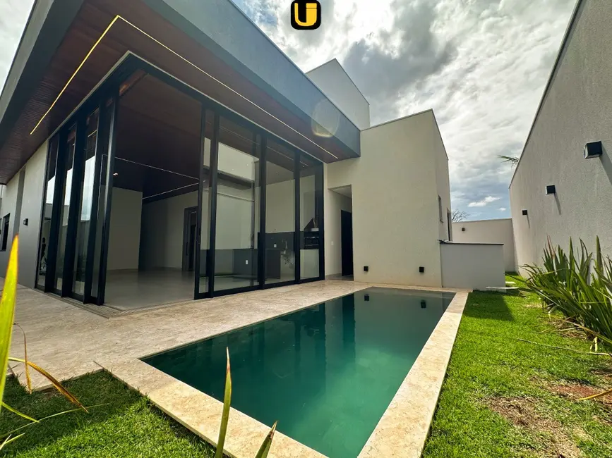 Foto 3 de Casa de Condomínio com 4 quartos à venda, 200m2 em Jardim Sul, Uberlandia - MG