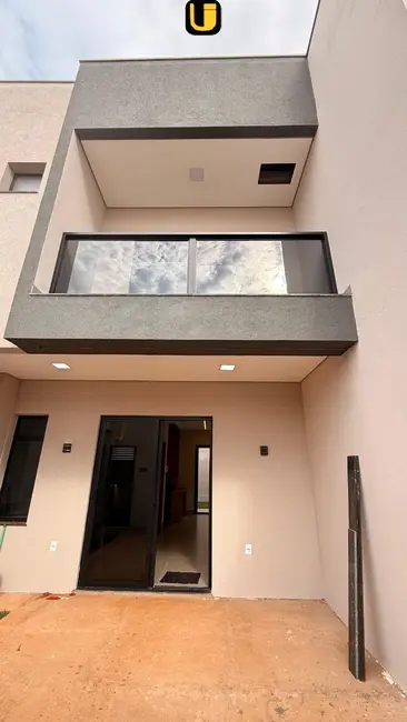 Foto 1 de Casa com 2 quartos à venda, 82m2 em Uberlandia - MG