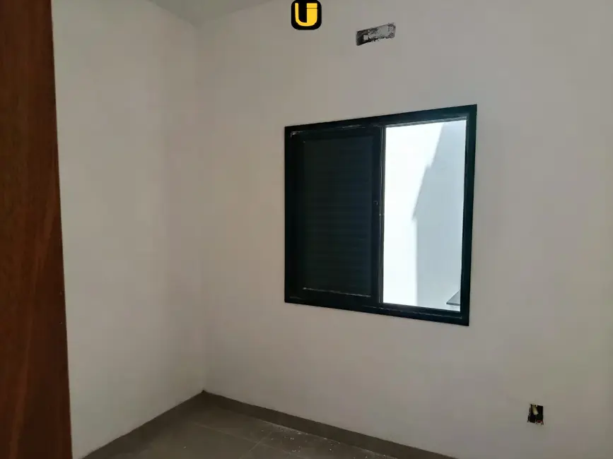 Foto 7 de Casa com 2 quartos à venda, 125m2 em Laranjeiras, Uberlandia - MG