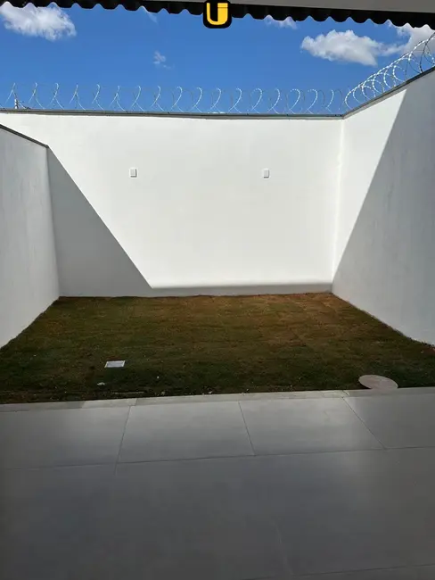 Foto 9 de Casa com 2 quartos à venda, 125m2 em Novo Mundo, Uberlandia - MG