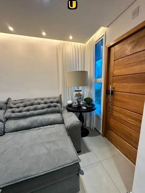 Foto 3 de Casa de Condomínio com 3 quartos à venda, 200m2 em Granja Marileusa, Uberlandia - MG