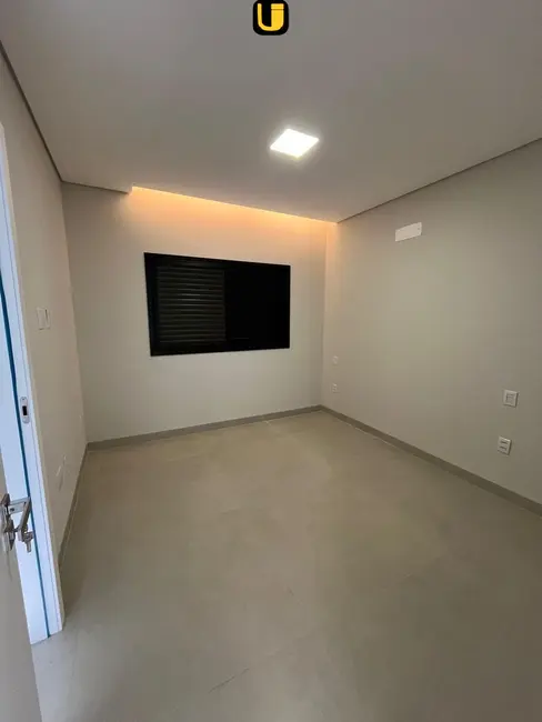 Foto 8 de Casa de Condomínio com 3 quartos à venda, 251m2 em Grand Ville, Uberlandia - MG