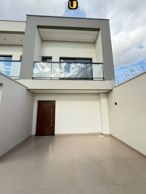 Foto 6 de Casa com 3 quartos à venda, 125m2 em Uberlandia - MG