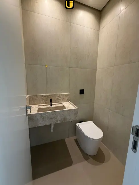Foto 8 de Casa com 3 quartos à venda, 125m2 em Uberlandia - MG