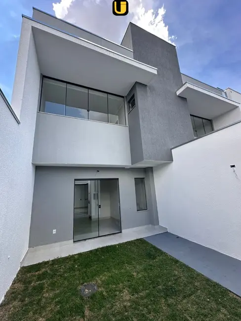 Foto 6 de Casa com 2 quartos à venda, 125m2 em Uberlandia - MG