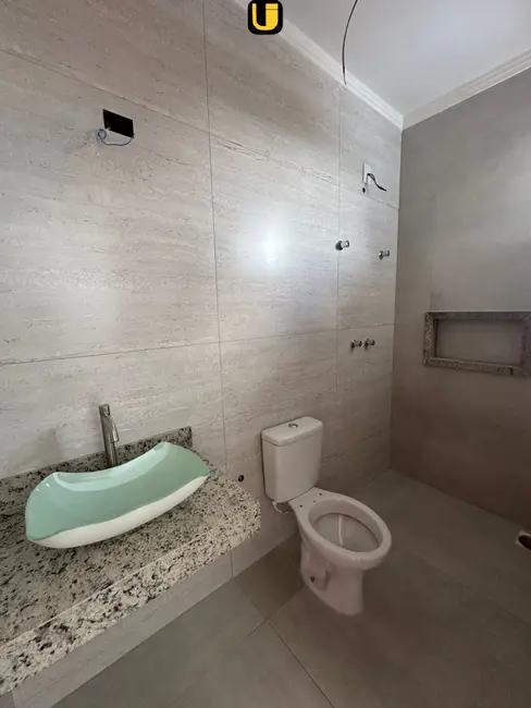 Foto 7 de Casa com 2 quartos à venda, 125m2 em Uberlandia - MG