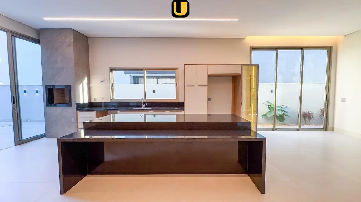 Foto 3 de Casa de Condomínio com 4 quartos à venda, 436m2 em Nova Uberlândia, Uberlandia - MG