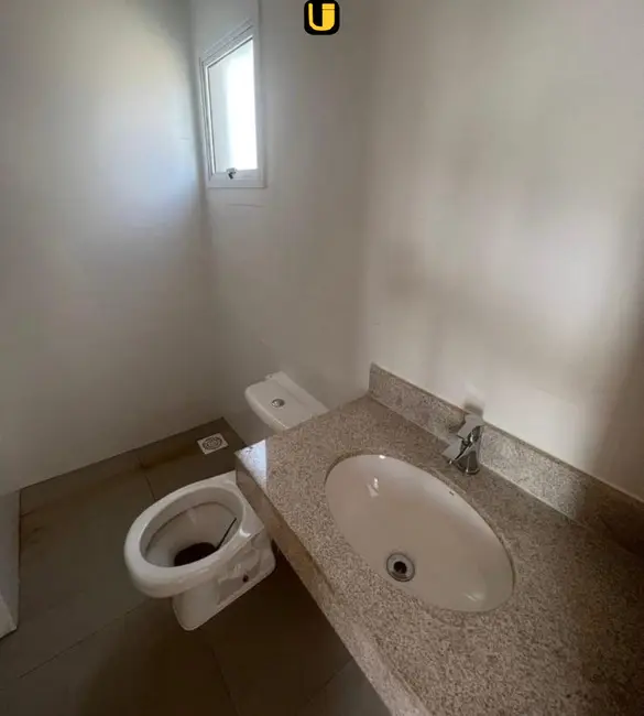 Foto 4 de Casa de Condomínio com 3 quartos à venda, 160m2 em Granja Marileusa, Uberlandia - MG