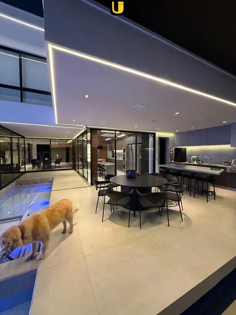 Foto 4 de Casa de Condomínio com 5 quartos à venda, 511m2 em Jardim Sul, Uberlandia - MG