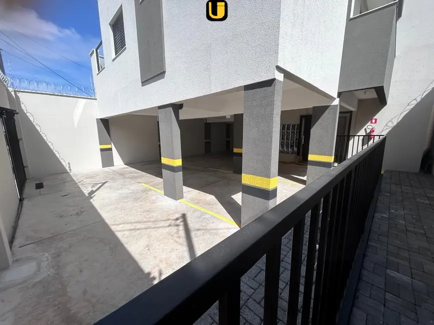 Foto 4 de Apartamento com 2 quartos à venda, 58m2 em Santa Mônica, Uberlandia - MG