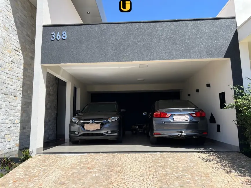 Foto 4 de Casa de Condomínio com 4 quartos à venda, 360m2 em Laranjeiras, Uberlandia - MG