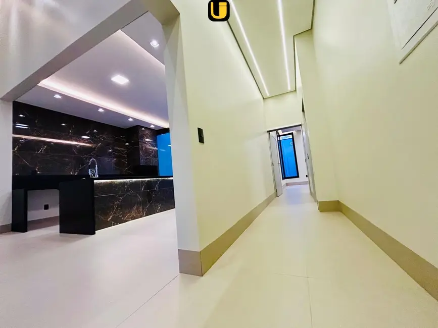 Foto 6 de Casa com 3 quartos à venda, 286m2 em Uberlandia - MG