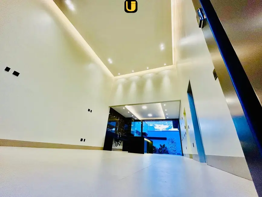 Foto 4 de Casa com 3 quartos à venda, 286m2 em Uberlandia - MG