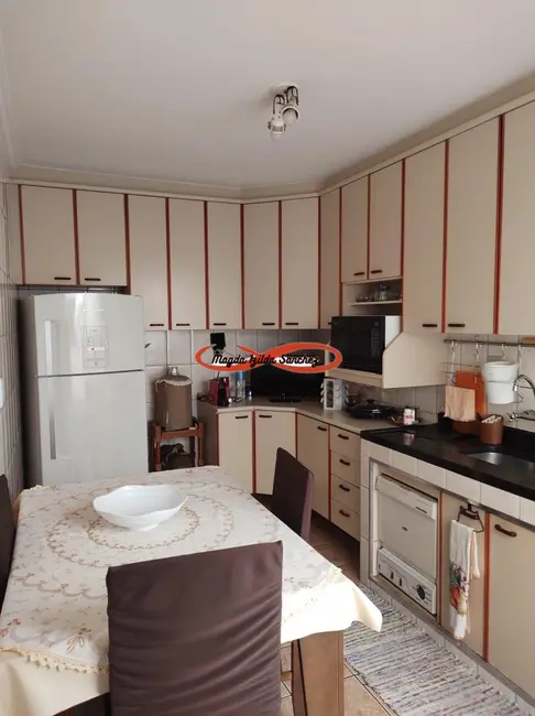 Foto 6 de Casa com 4 quartos à venda, 180m2 em Parque Artur Alvim, São Paulo - SP