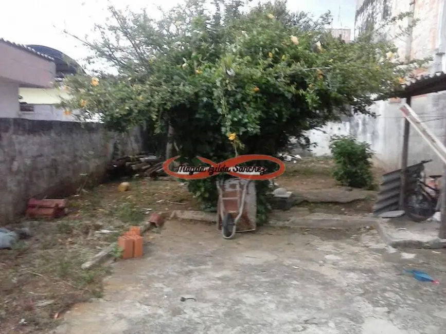 Foto 2 de Terreno / Lote à venda, 240m2 em Vila Santa Teresinha, São Paulo - SP