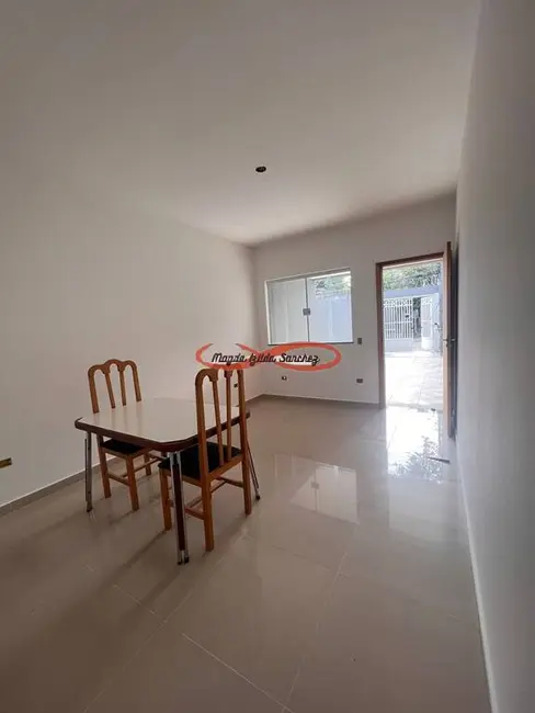 Foto 2 de Casa com 2 quartos à venda, 83m2 em Vila Nhocune, São Paulo - SP