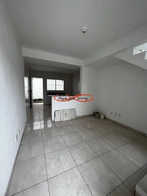 Foto 2 de Casa com 2 quartos à venda, 61m2 em Vila Nancy, São Paulo - SP