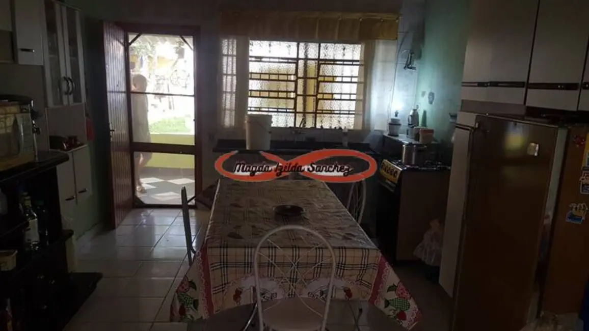 Foto 5 de Casa com 3 quartos à venda, 144m2 em Itanhaem - SP