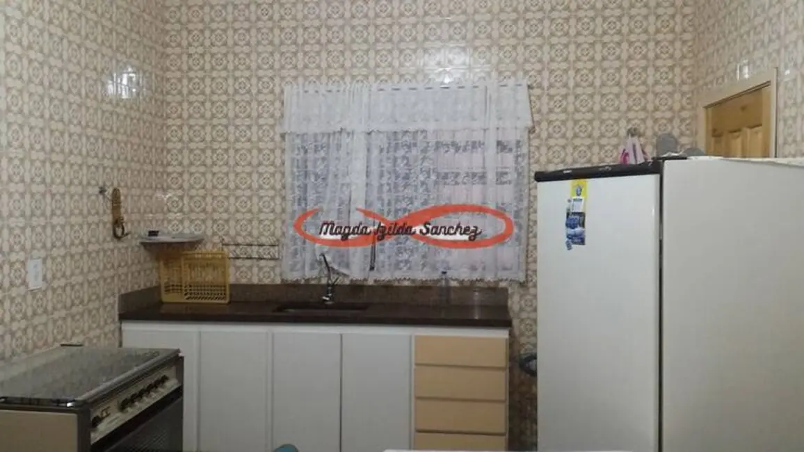 Casa com 3 quartos à venda, 145m2 em Maracanã, Praia Grande - SP - imagem 4 Foto 4 de Casa com 3 quartos à venda, 145m2 em Maracanã, Praia Grande - SP