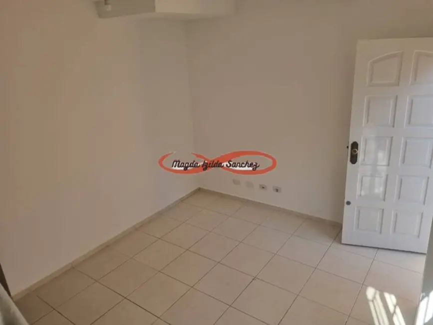 Sobrado com 2 quartos à venda, 57m2 em Itaquera, São Paulo - SP - imagem 7 Foto 7 de Sobrado com 2 quartos à venda, 57m2 em Itaquera, São Paulo - SP