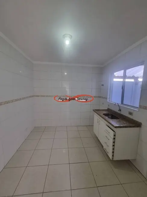 Sobrado com 2 quartos à venda, 57m2 em Itaquera, São Paulo - SP - imagem 5 Foto 5 de Sobrado com 2 quartos à venda, 57m2 em Itaquera, São Paulo - SP