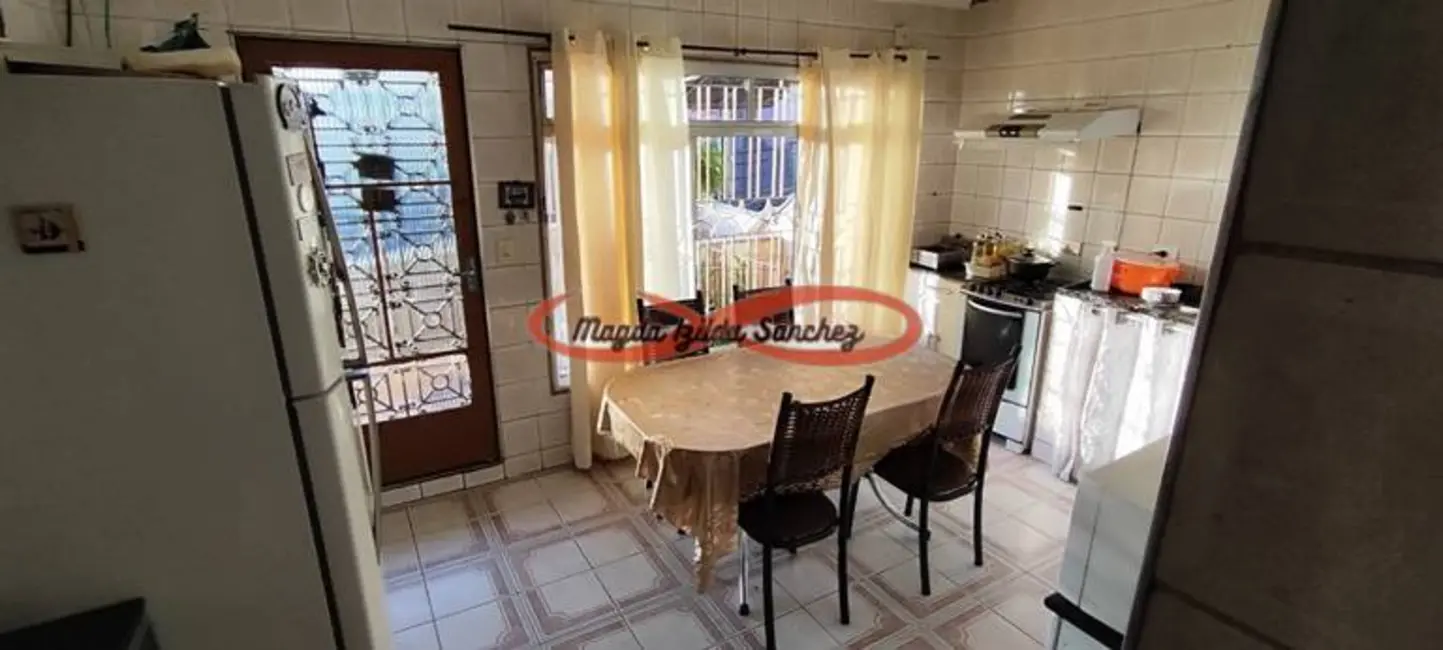 Foto 4 de Casa com 4 quartos à venda, 140m2 em São Paulo - SP