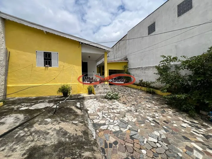 Foto 20 de Casa com 3 quartos à venda, 120m2 em Jardim Indaiá, Poa - SP