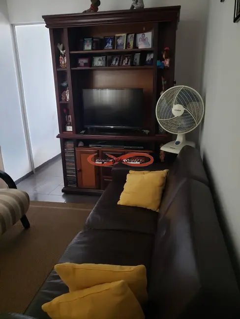 Foto 4 de Apartamento com 3 quartos à venda, 56m2 em Conjunto Residencial José Bonifácio, São Paulo - SP