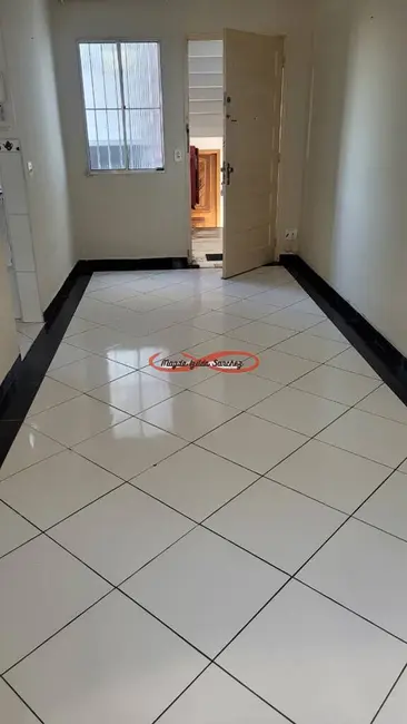 Foto 1 de Apartamento com 2 quartos para alugar, 55m2 em Conjunto Habitacional Padre José de Anchieta, São Paulo - SP