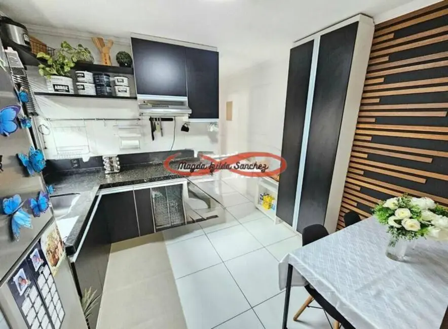 Casa com 3 quartos à venda, 66m2 em Jardim São João (Guaianazes), São Paulo - SP - imagem 4 Foto 4 de Casa com 3 quartos à venda, 66m2 em Jardim São João (Guaianazes), São Paulo - SP