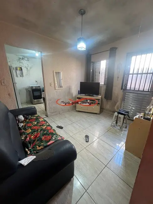 Casa com 3 quartos à venda, 80m2 em Vila Nhocune, São Paulo - SP - imagem 3 Foto 3 de Casa com 3 quartos à venda, 80m2 em Vila Nhocune, São Paulo - SP