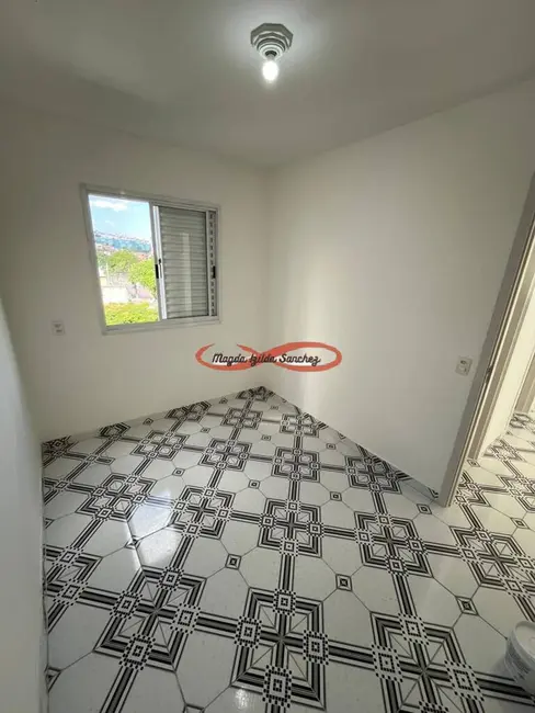 Foto 3 de Apartamento com 2 quartos à venda, 42m2 em Jardim Nélia, São Paulo - SP