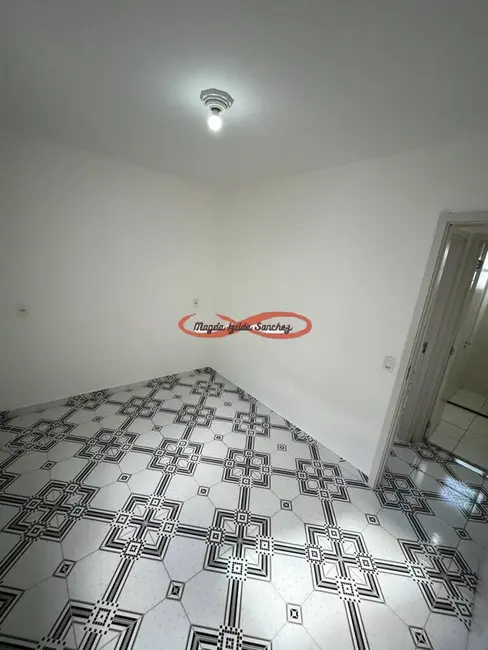Foto 2 de Apartamento com 2 quartos à venda, 42m2 em Jardim Nélia, São Paulo - SP